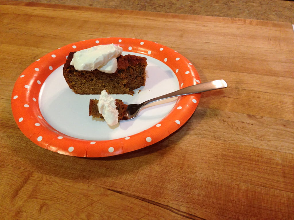 Low-Carb Pumpkin Spice Cake with Sugar-Free Cream Cheese Frosting